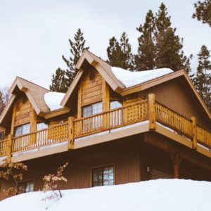 Materiali e colori casa in montagna: quali scegliere?