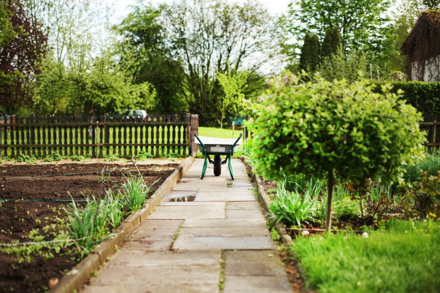 Pavimentare il vialetto del giardino