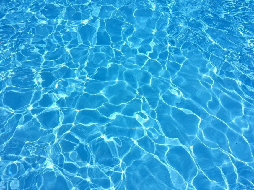 Piscina senza cloro: le alternative